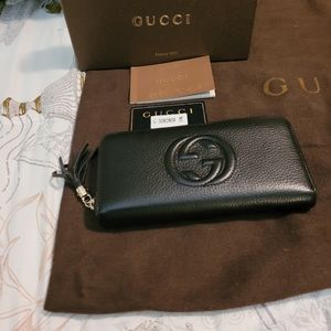 Authentic  Gucci wallet